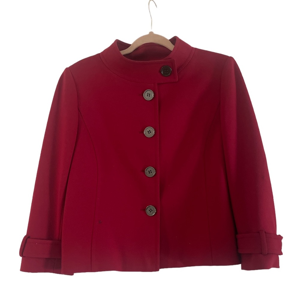 Tahari Cropped Red Big Button Blazer Career Jacket Back Pleat size 12